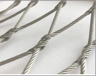 30x30mm 2.0mm الفولاذ المقاوم للصدأ سلك حبل شبكة لضميمة حديقة الحيوان